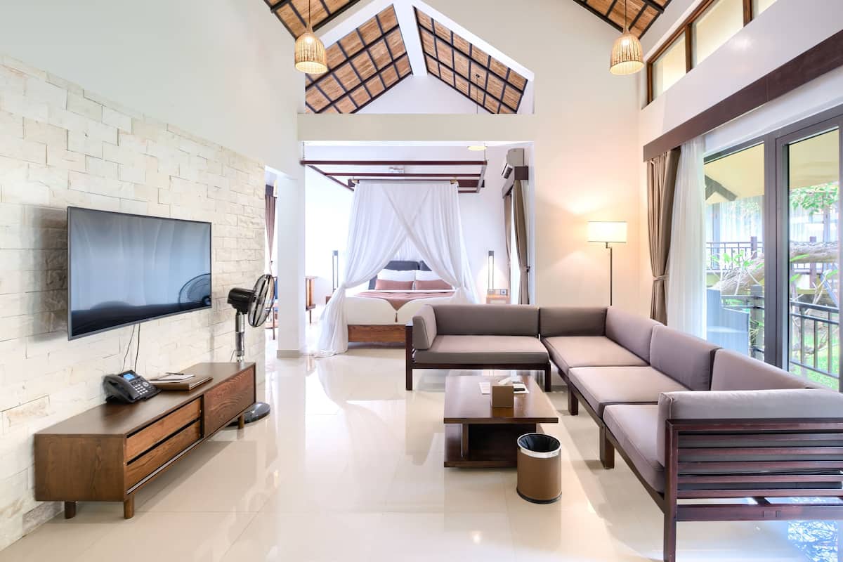 Villa Executive Garden View - Foot massage, Onsen Included | 1 bedroom, Select Comfort beds, minibar, in-room safe