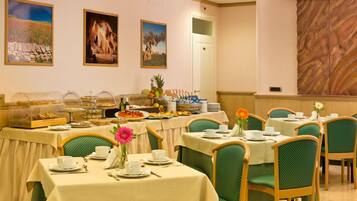 Colazione a buffet inclusa, servita tutte le mattine