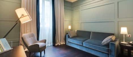 Suite familiare | Soggiorno | TV LED