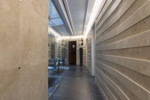 Hallway - Stendhal Luxury Suites (Rome)
