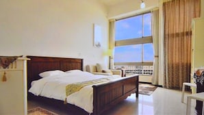 Standard Double Room - Blue Riverside Hotel (New Taipei City)