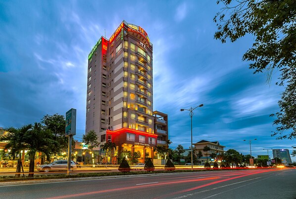 Front of property - Minh Toan Hotel (Da Nang)