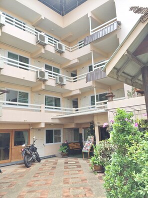 Aerial view - Jang Sripoom House (Chiang Mai)