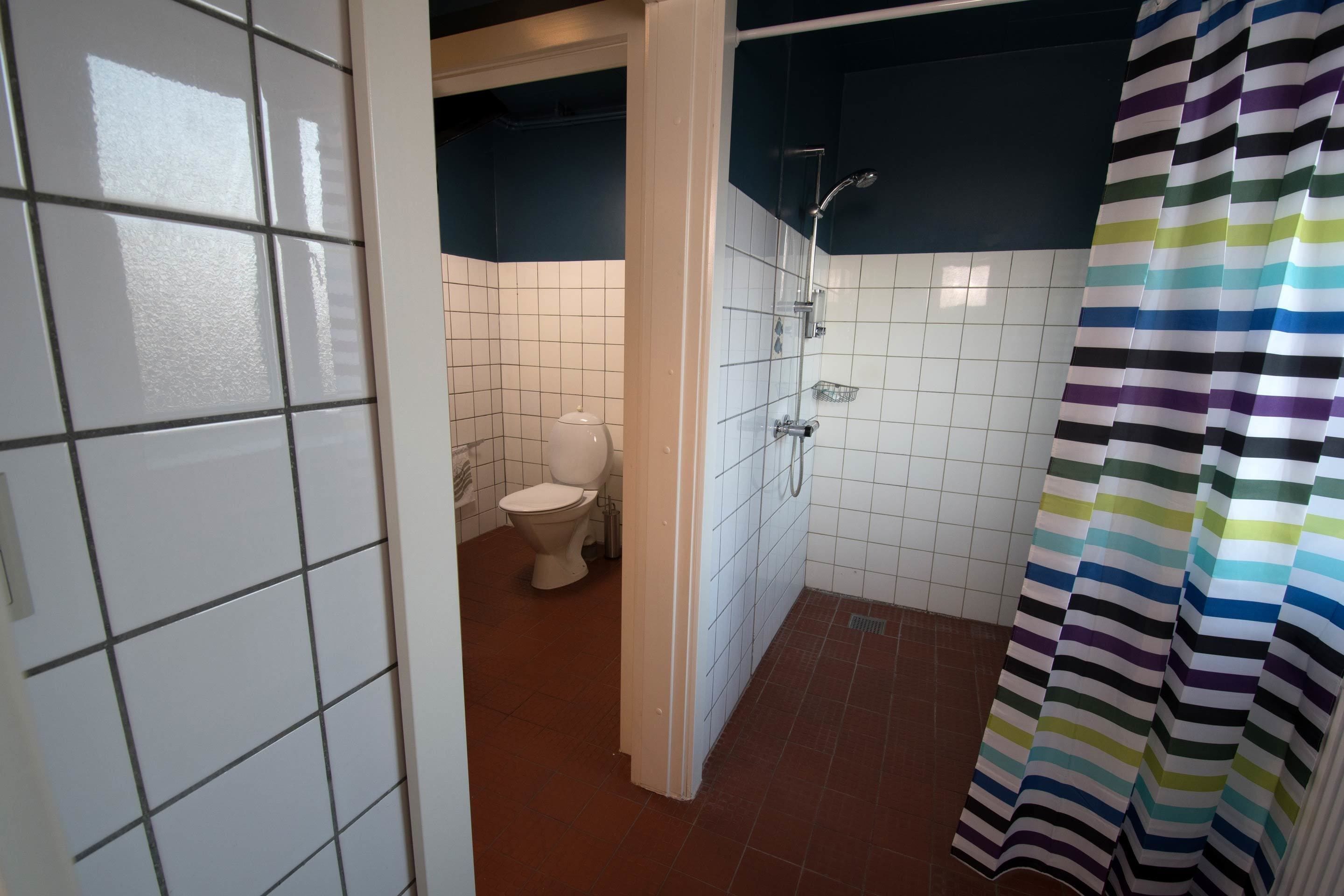 premium bedding, blackout curtains, free wifi, bed sheets