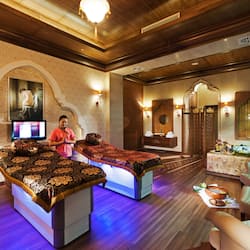 Sauna, steam room, Turkish bath, facials, massage/treatment rooms