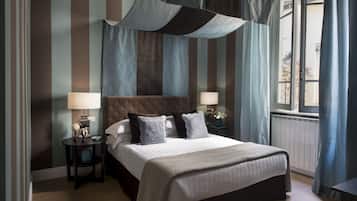 Phòng Suite Deluxe, 2 phòng ngủ | 1 phòng ngủ, bộ đồ giường cao cấp, chăn bông
