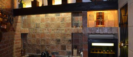 Exclusive Suite, 1 King Bed, Smoking | Private kitchen