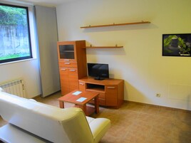 Studio | Iron/ironing board, free WiFi, bed sheets