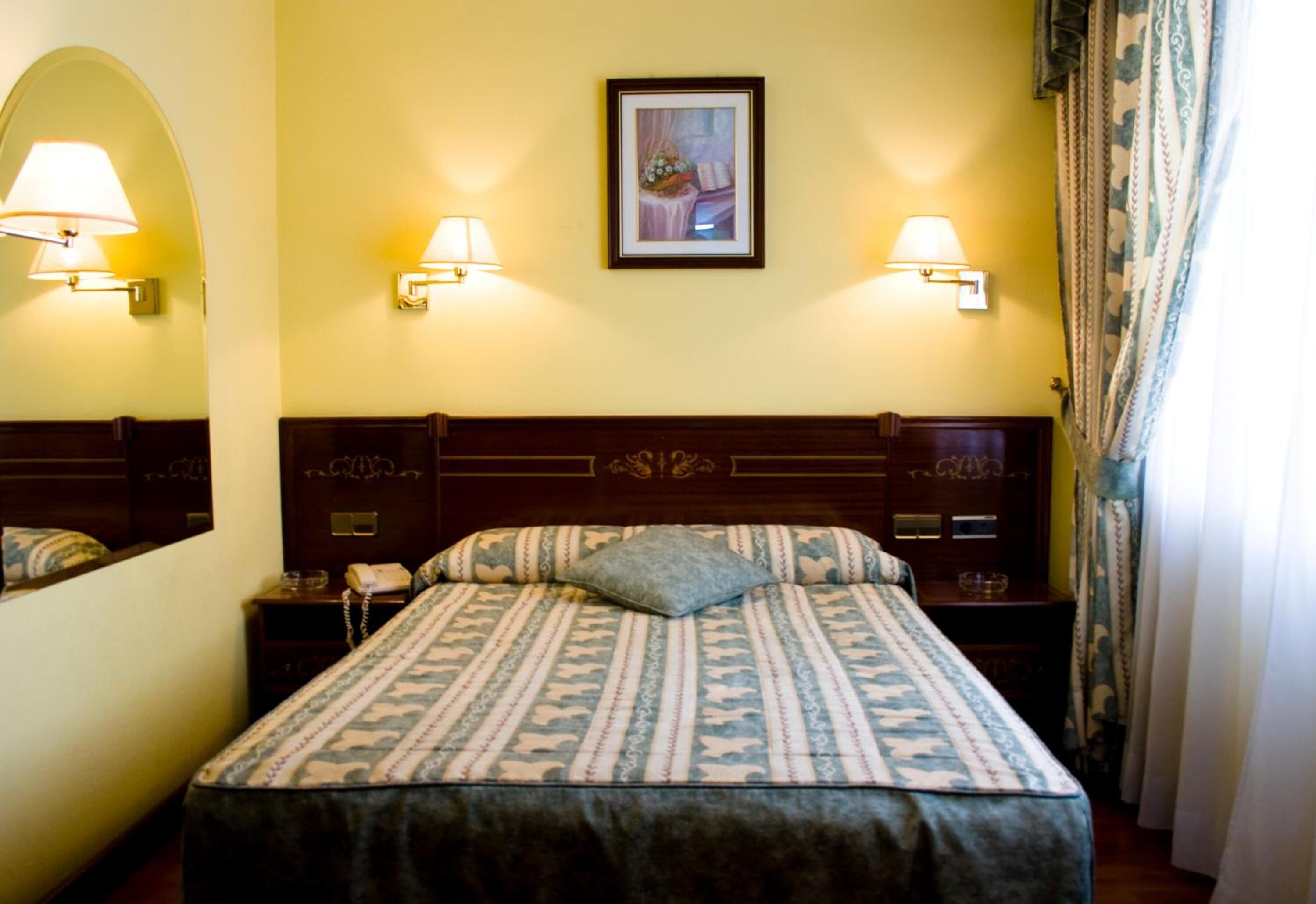 Photo - Hostal Centro Sol Madrid