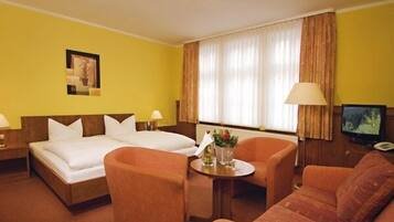 Standard Double Room, 1 Double Bed | Down comforters, cribs/infant beds, rollaway beds, free WiFi