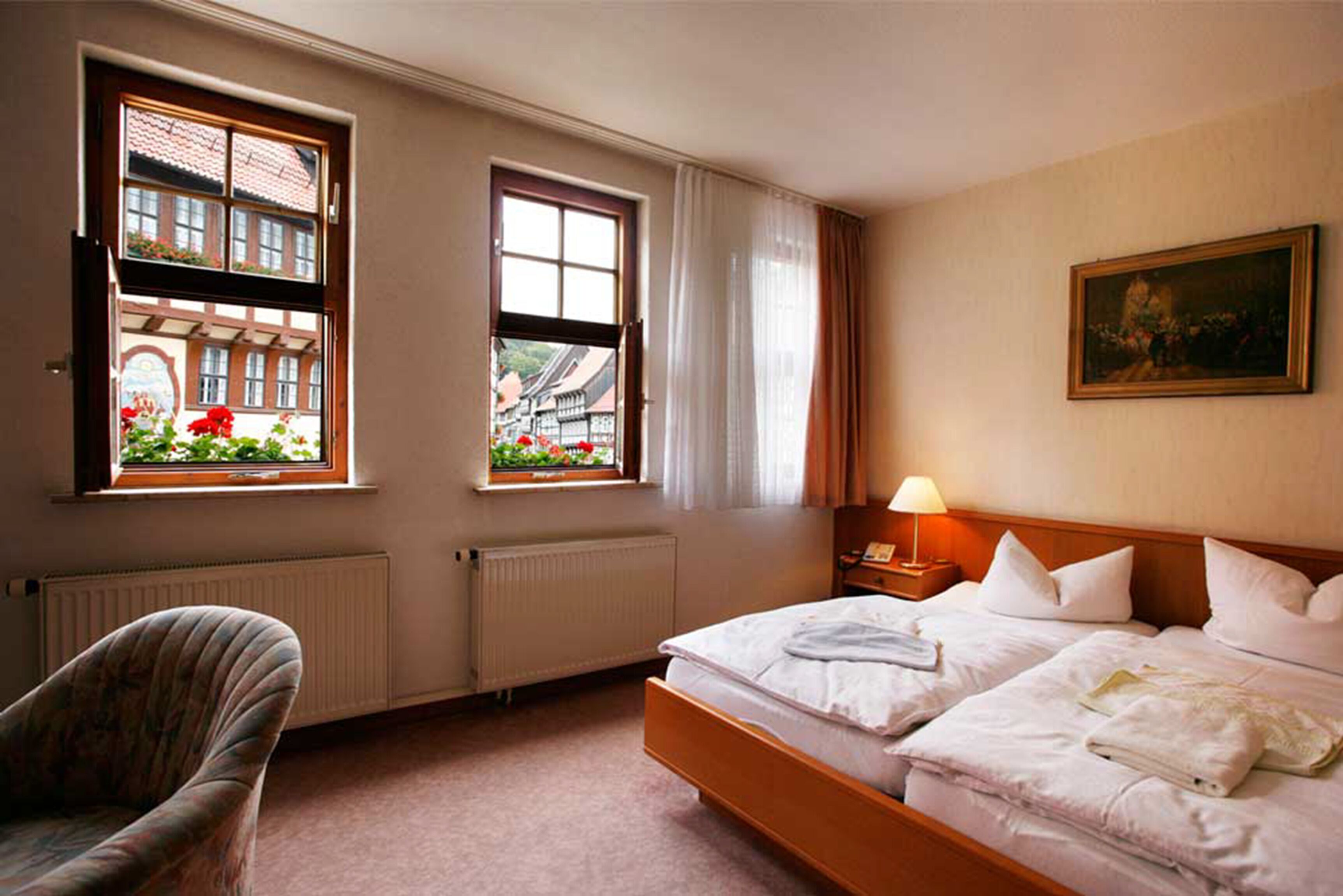 Cunas, camas plegables/adicionales y wifi gratis 