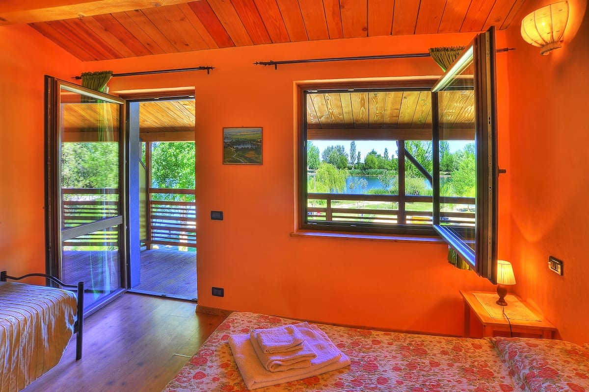 Apartment, 1 Bedroom | Desk, cribs (surcharge), WiFi (free), bed sheets