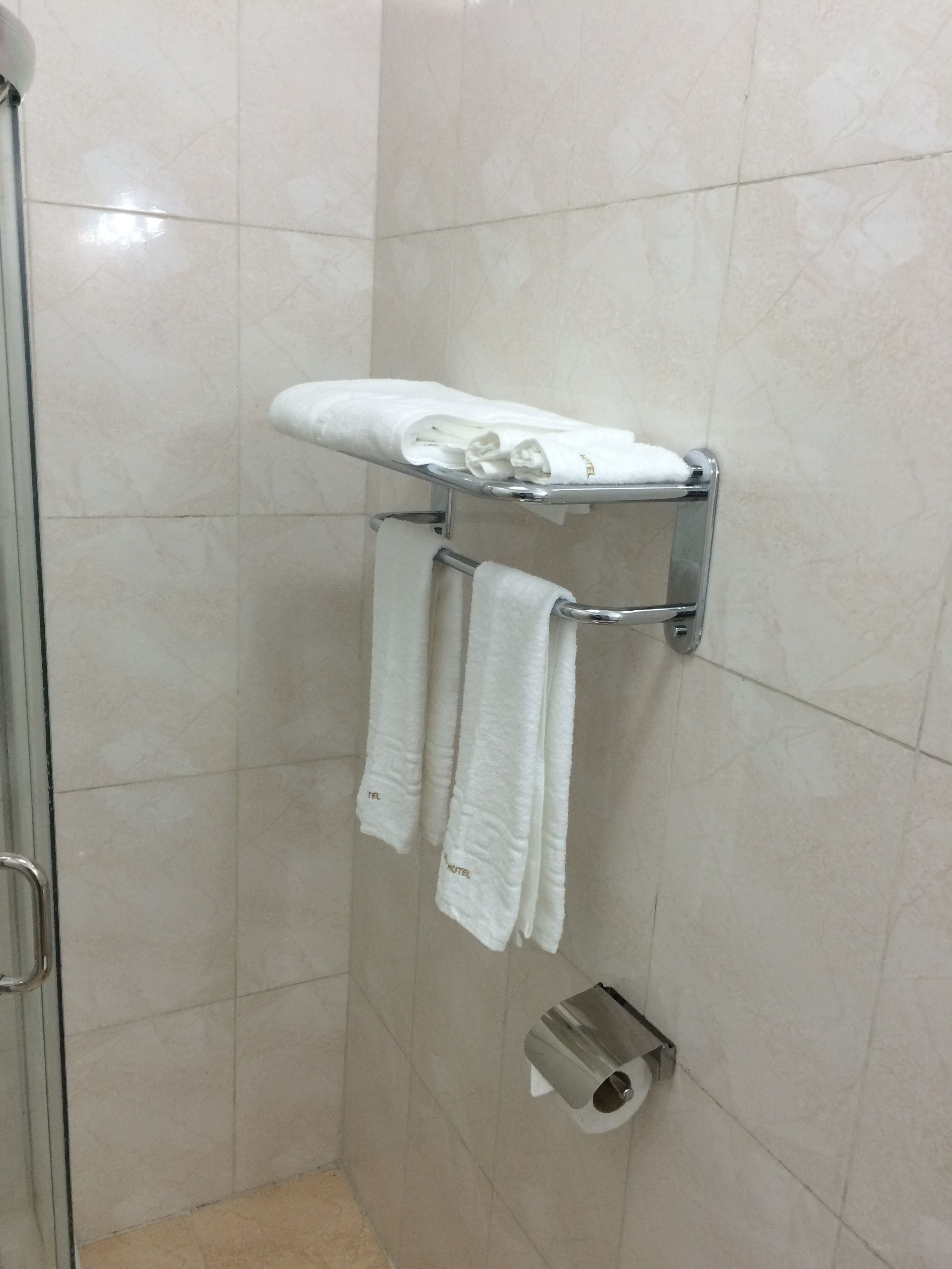 basic double room, 1 king bed | bathroom amenities | free toiletries, hair dryer, slippers, towels
