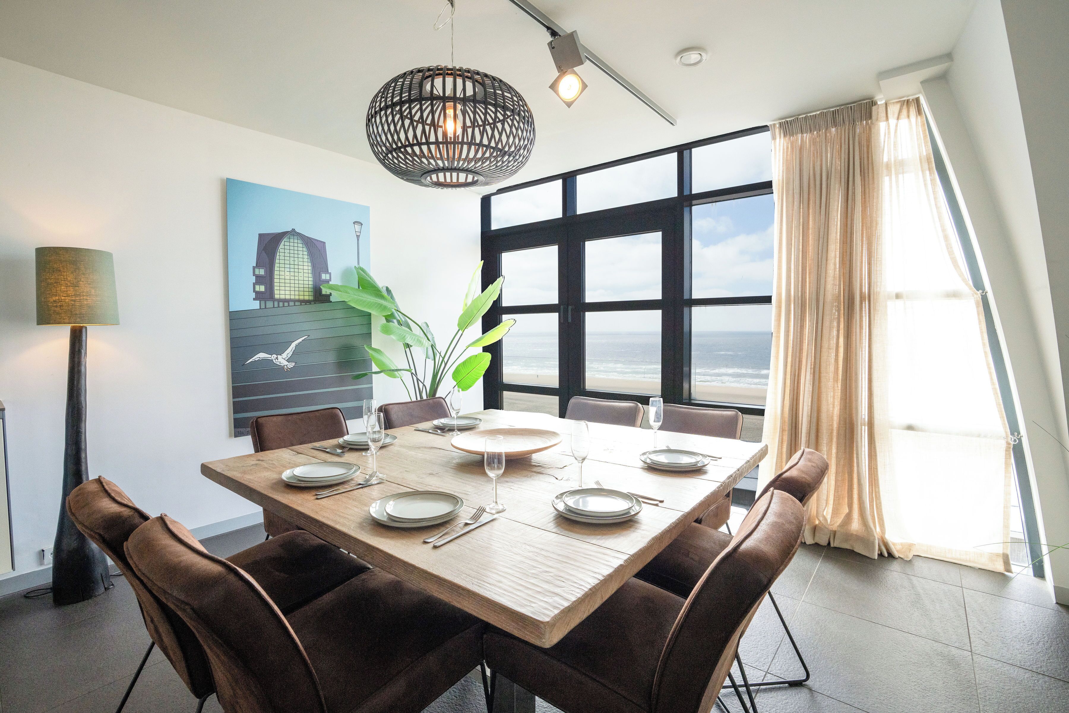 Superior Sea View Apartment with Sauna | Dineren in de kamer