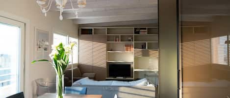 Penthouse Panorama, 2 kamar tidur, 2 kamar mandi, menara | Area keluarga | TV LCD, film tayangan perdana, dan film berbayar