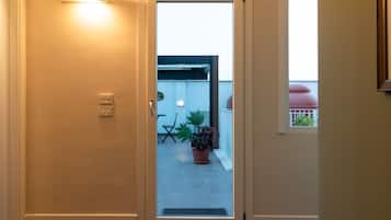 Panoramic-Penthouse, 2 Schlafzimmer, 2 Bäder, Turm | Terrasse/Patio
