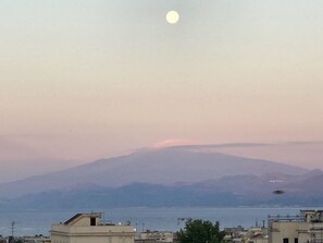 Panoramic Penthouse, 2 Bedrooms, 2 Bathrooms, Tower | View from room - B&B Pellicano Guest House (Reggio Calabria)