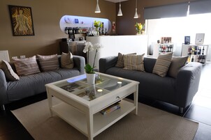 Sala de estar en el lobby