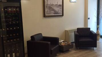 Coin salon dans le hall