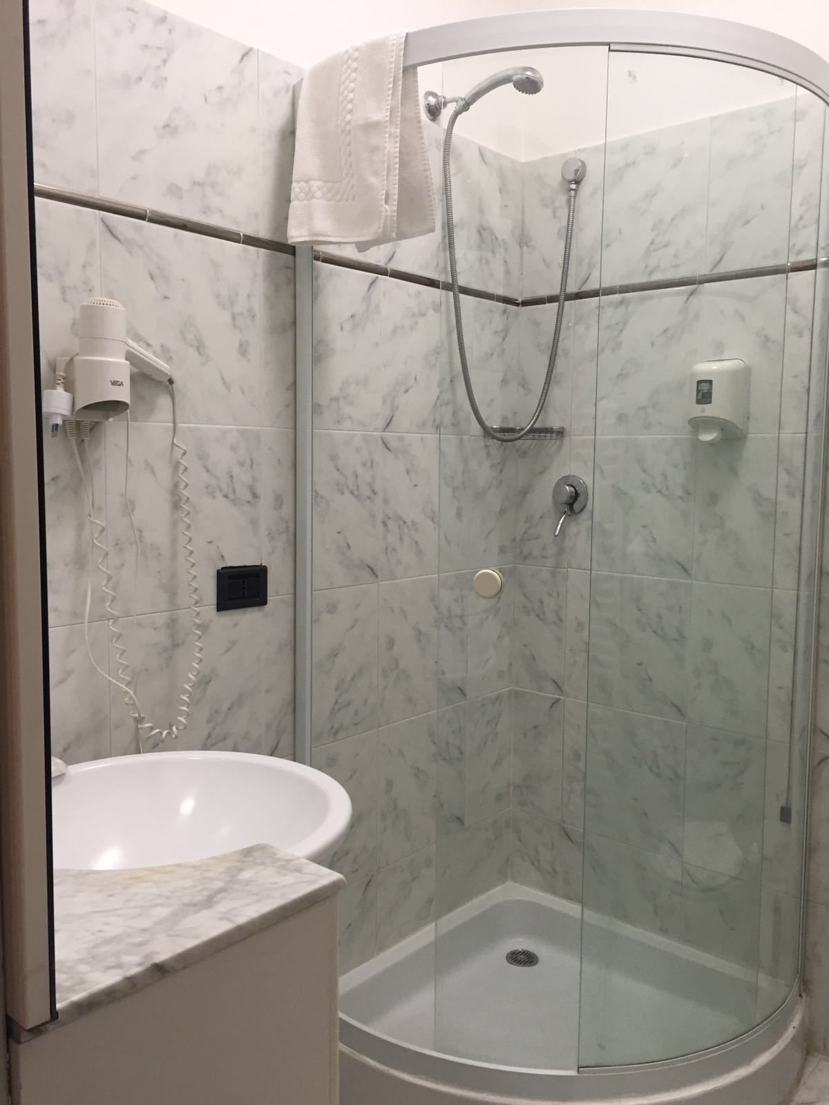 Chambre Double ou avec lits jumeaux | Salle de bain