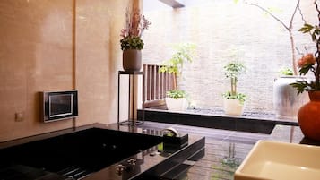 Exclusive Double Room, Bathtub | Bathroom | Separate tub and shower, jetted tub, hydromassage showerhead