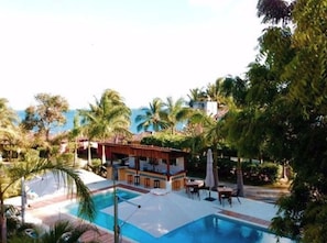 Poolside bar