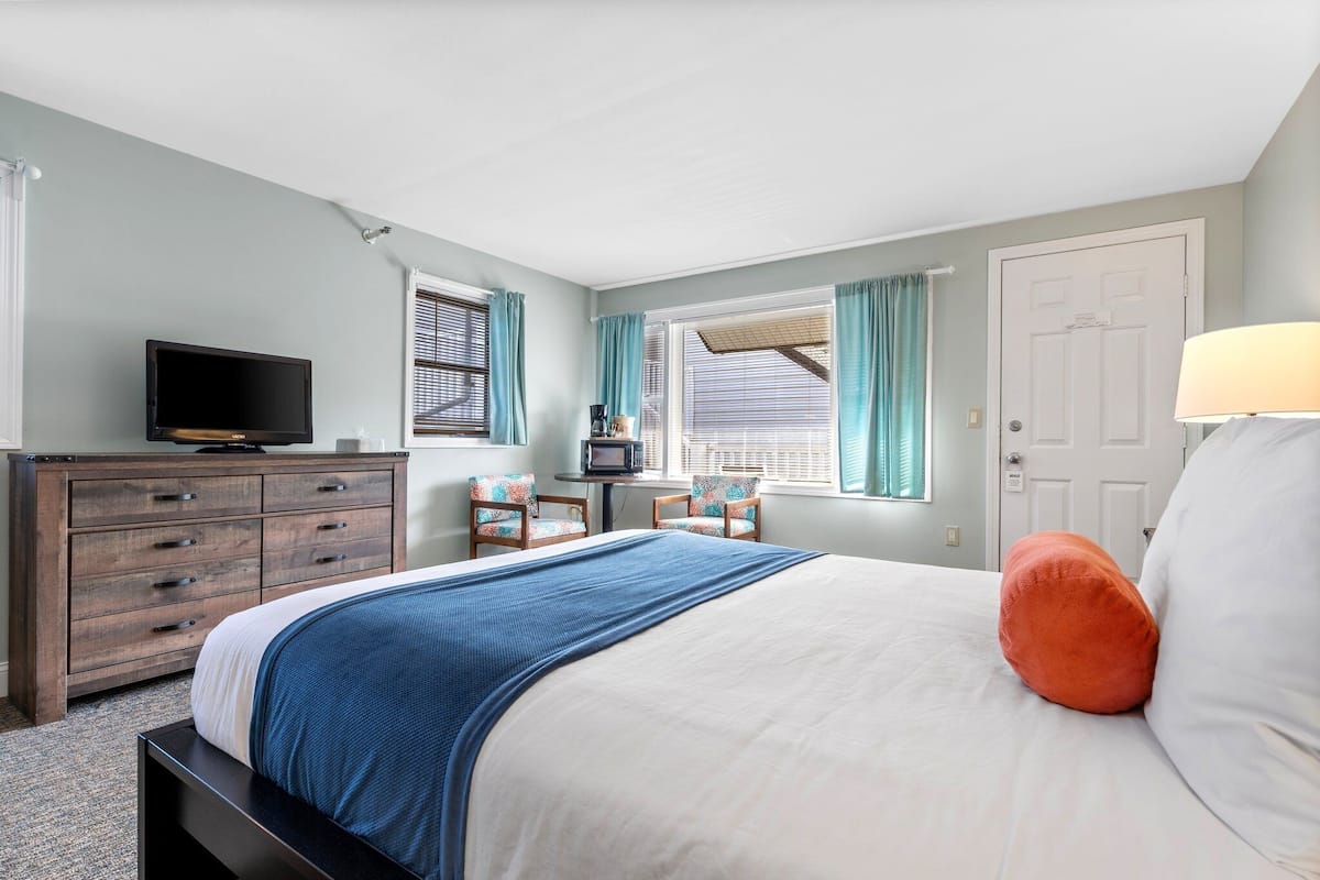 Premium bedding, individually decorated, individually furnished