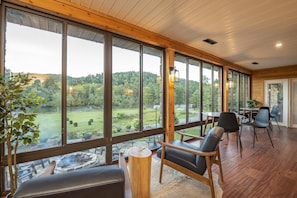 Meeting facility - Asheville River Cabins (Arden)
