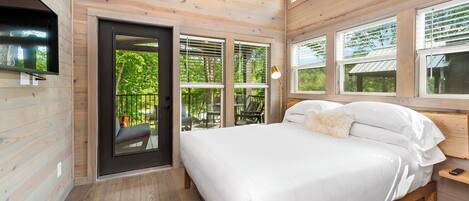 River View Accessible Cabin w/ Hot Tub | Premium bedding, individually decorated, individually furnished