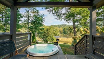 Cabin, Hot Tub, River View | Room amenity