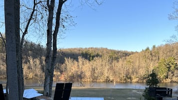 River View Bunk Cabin with Hot Tub | Premium bedding, individually decorated, individually furnished