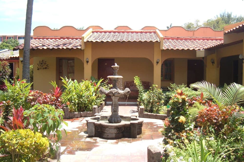 Hotel Mediterráneo Plaza