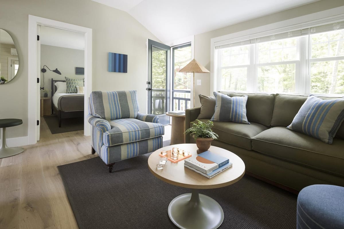 Småhus (Bayberry) | Individuelt dekorert, individuelt innredet og strykejern/-brett