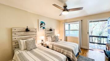 Quarto tradicional, 1 quarto, para não fumantes, vista para o jardim | Individualmente decorados, individualmente mobiliados, roupa de cama