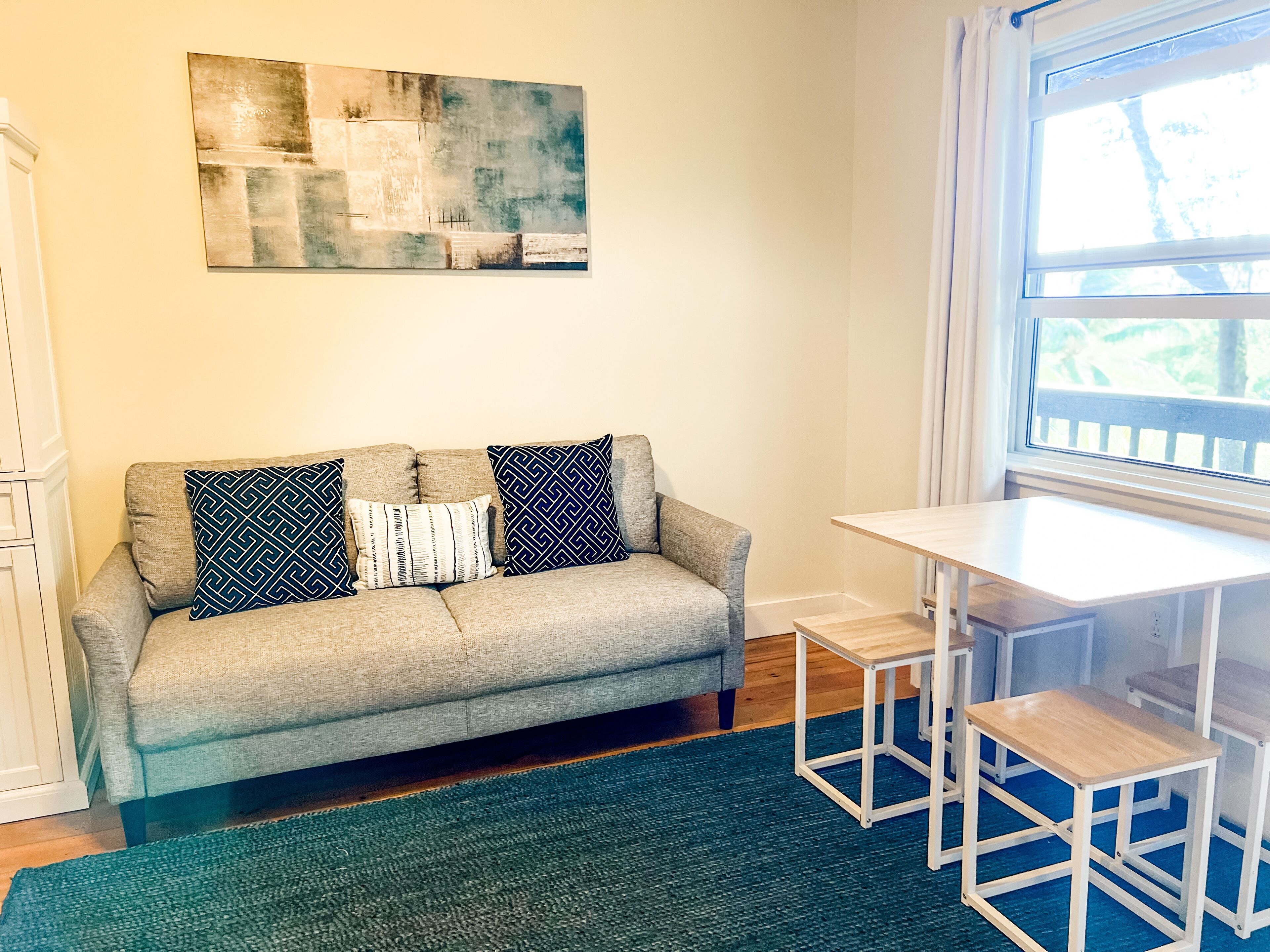 Studiosuite – premium, 1 soverom, ikke-røyk, hageutsikt | Individuelt dekorert, individuelt innredet og sengetøy