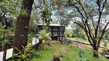 Bahagian luar