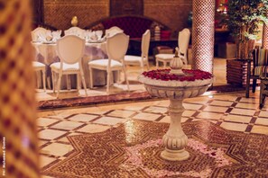Lunch and dinner served, Moroccan cuisine - Riad Ritaj (Meknes)