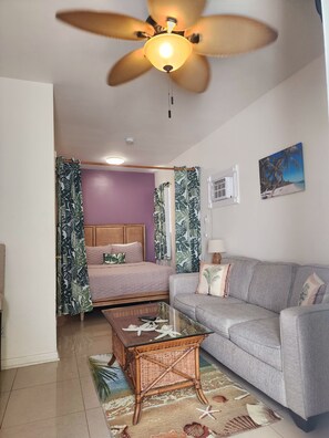 Room - Old Town Suites (Key West)