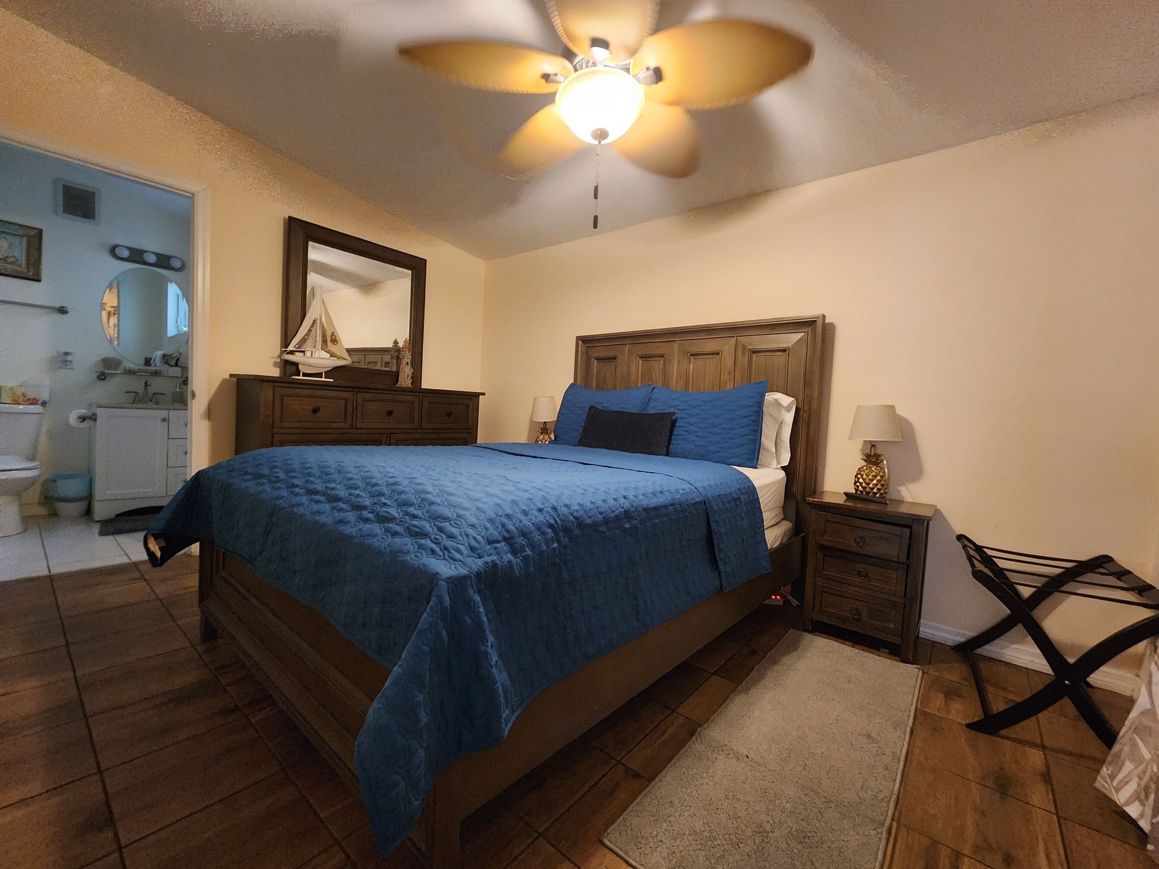 old town one bedroom cottage  | premium bedding, in-room safe, individually decorated
