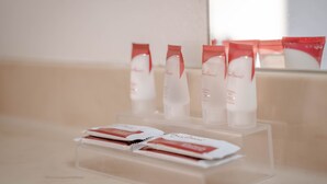 淋浴/盆浴组合、免费洗浴用品、吹风机