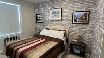 Standardzimmer, 1 Queen-Bett | Individuell dekoriert, individuell eingerichtet, Bügeleisen/Bügelbrett