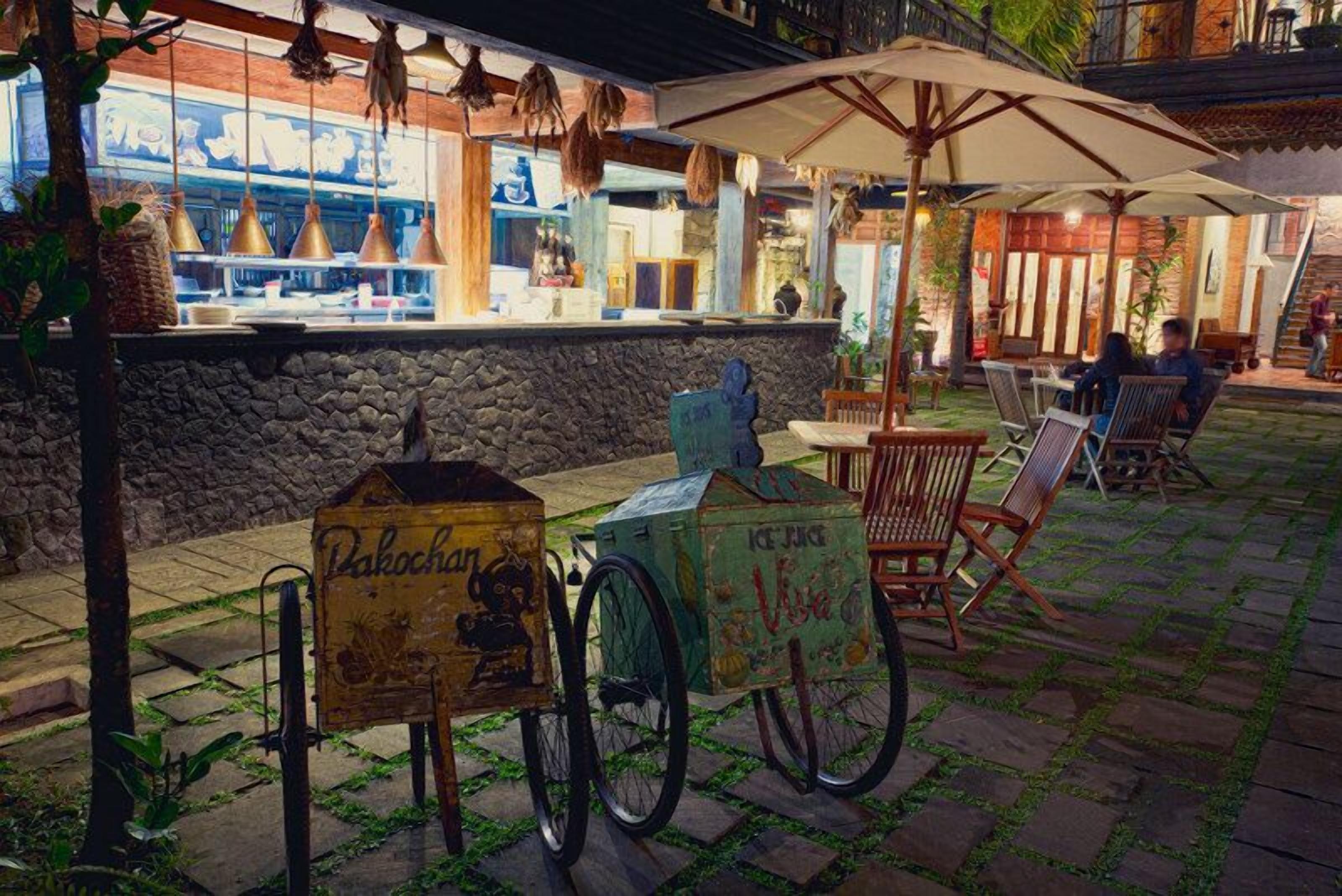 Tempat makan outdoor
