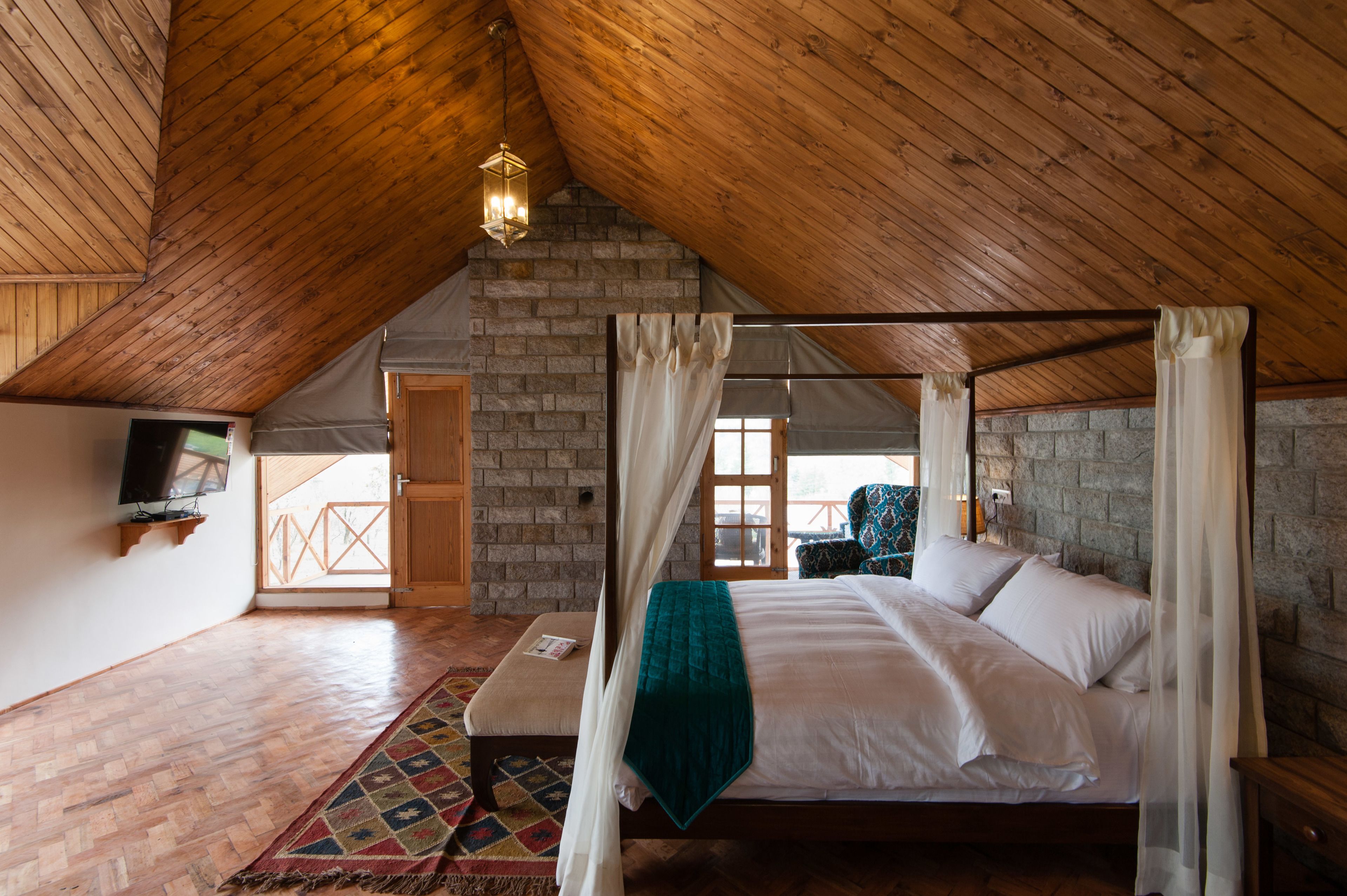 Suite Mountain View | Bộ đồ giường cao cấp, két bảo mật tại phòng, bàn, màn/rèm cản sáng 