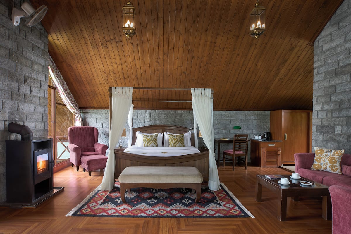 Suite Mountain View | 1 camera, biancheria da letto di alta qualità, una cassaforte in camera