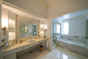 Royal Suite | 1 bedroom, premium bedding, memory-foam beds, minibar - Rajmahal Palace RAAS (Jaipur)