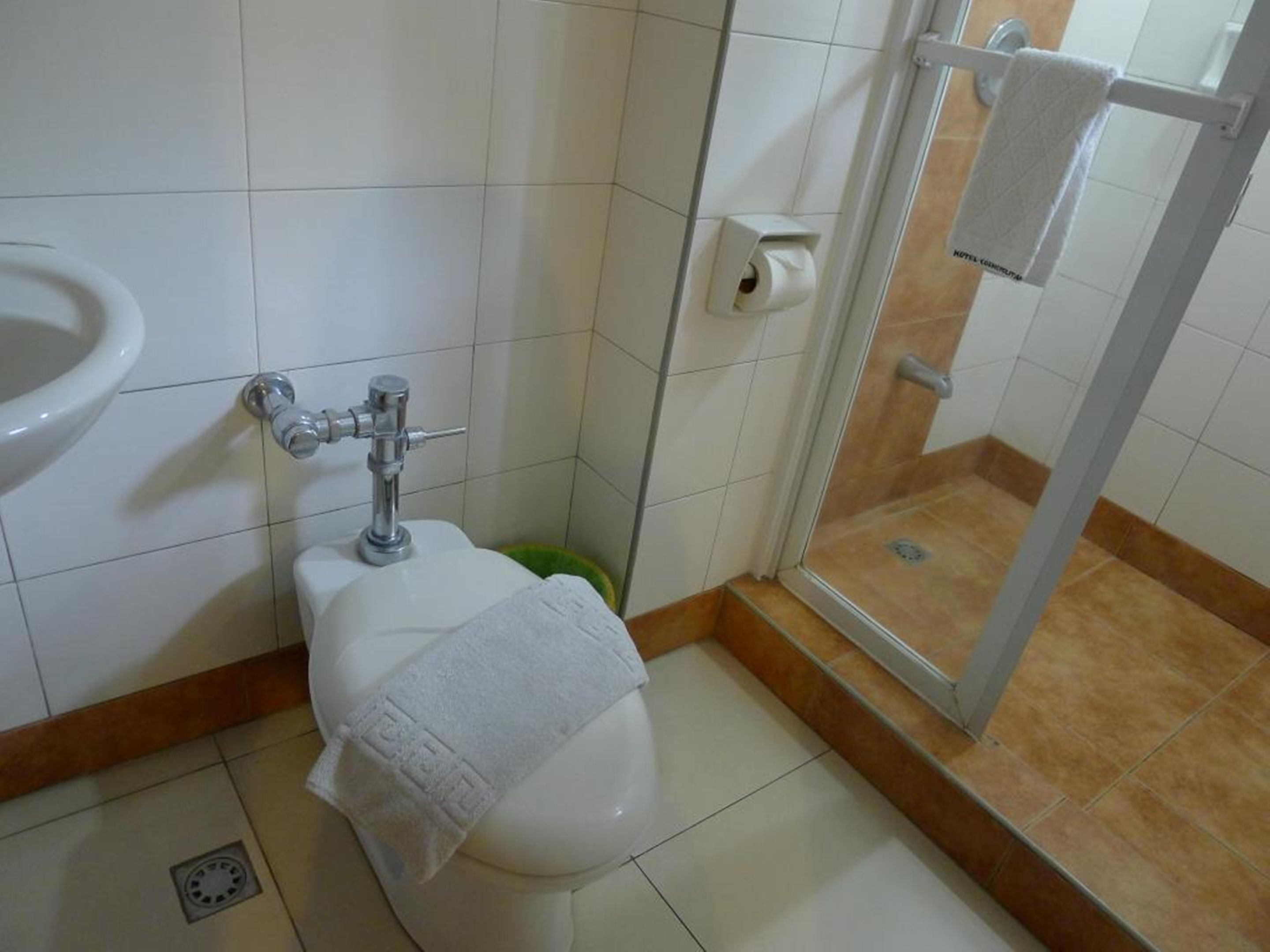 shower, free toiletries, hair dryer, slippers