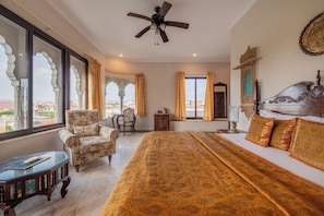 Egyptian cotton sheets, premium bedding, individually decorated - Rajasthan Palace - A Heritage Boutique Hotel in Jaipur (Jaipur)