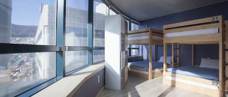 Minibar, in-room safe, rollaway beds, free WiFi