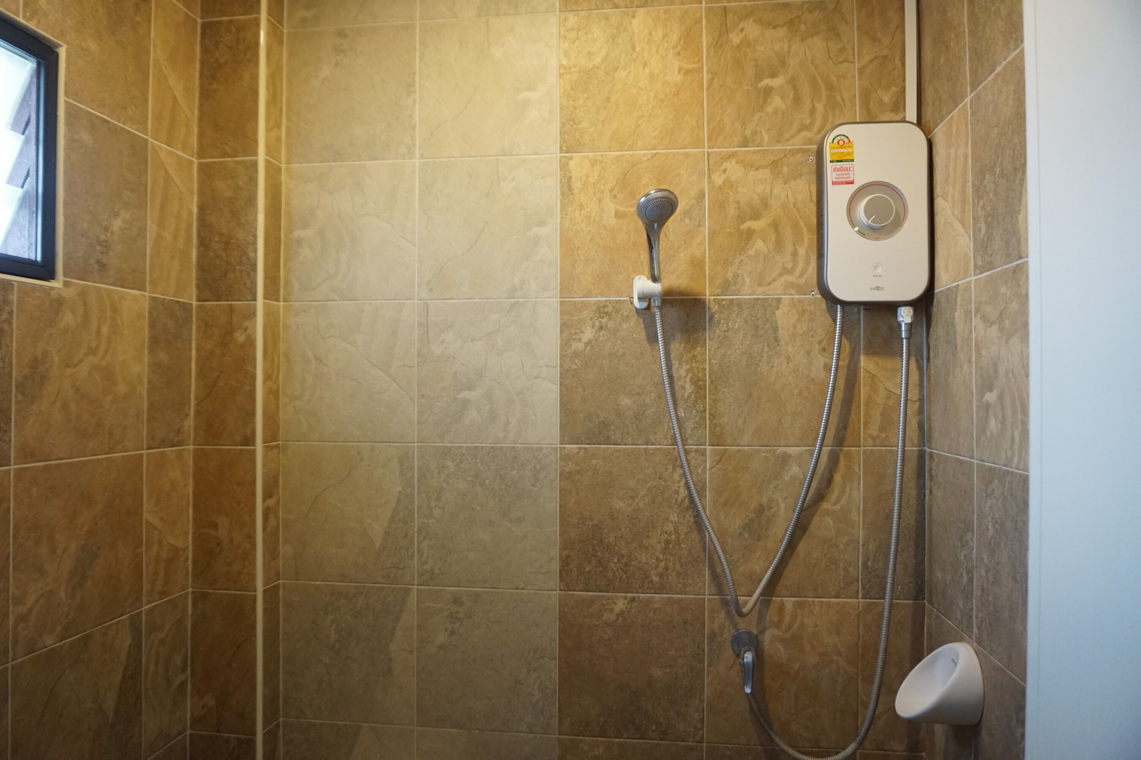 Dobbeltrom – standard (with Air-con) | Bad | Dusj, toalettartikler (inkludert) og håndklær