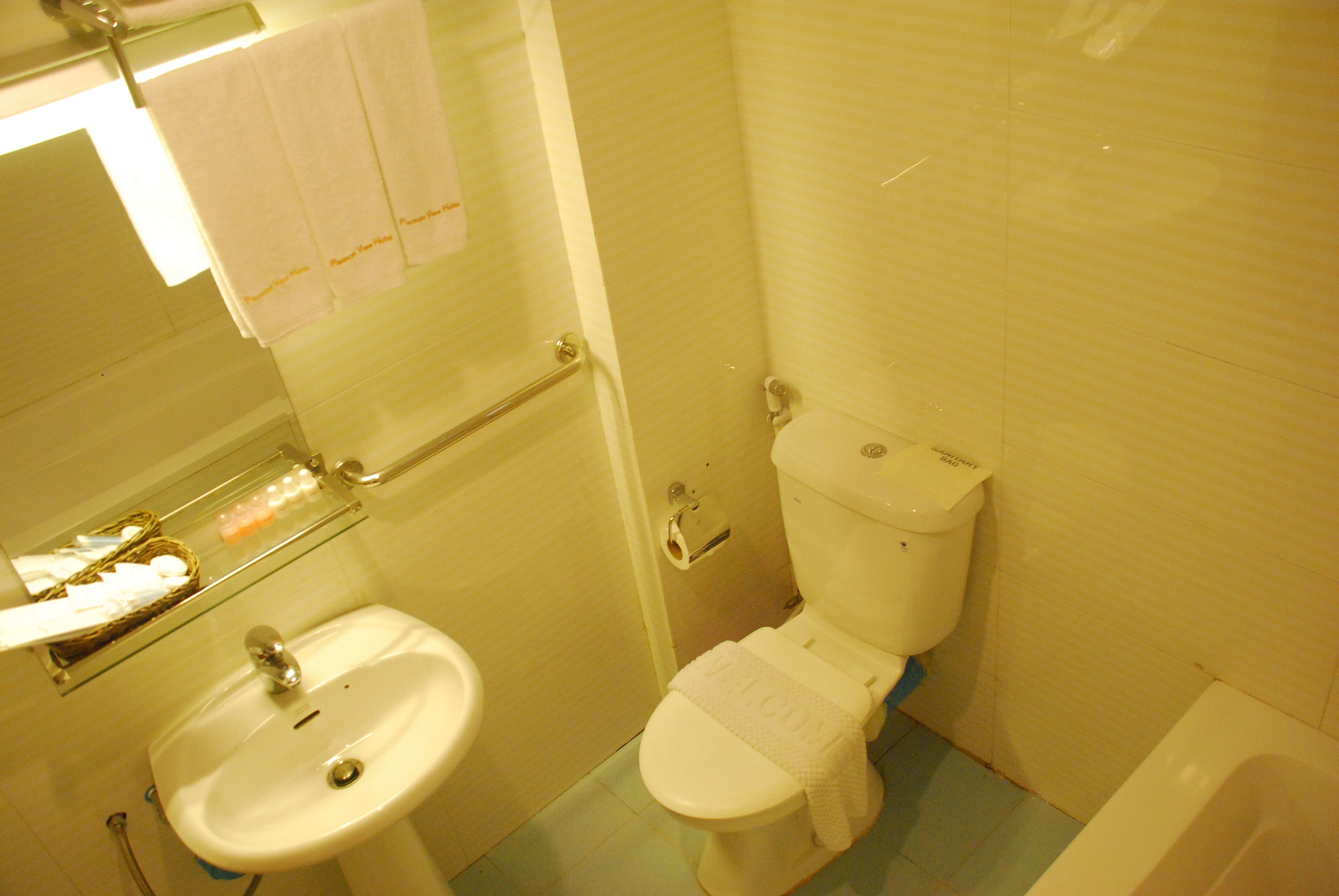 standard room, 1 double or 2 single beds | bathroom amenities | shower, free toiletries, hair dryer, slippers